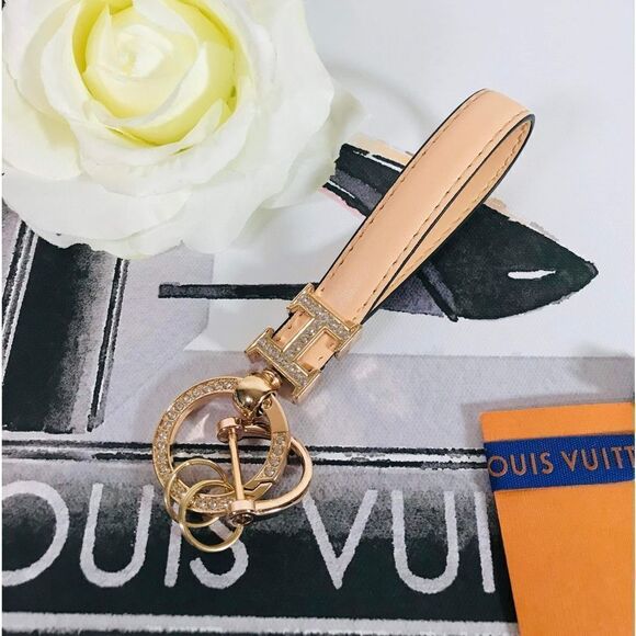 Keychain Luxury Modern Design -BEIGE - Picture 2 of 10